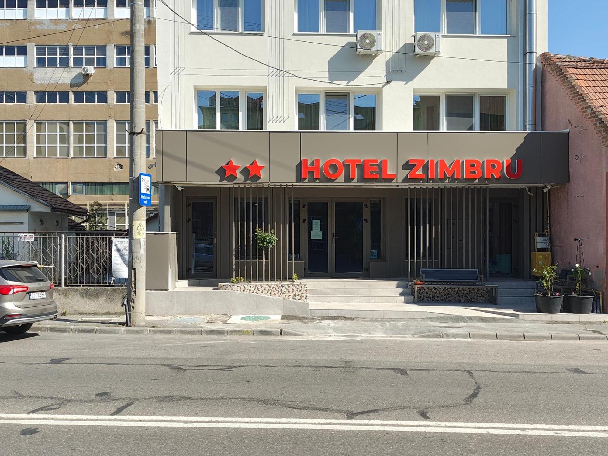 Hotel Zimbru Kluž Exteriér fotografie