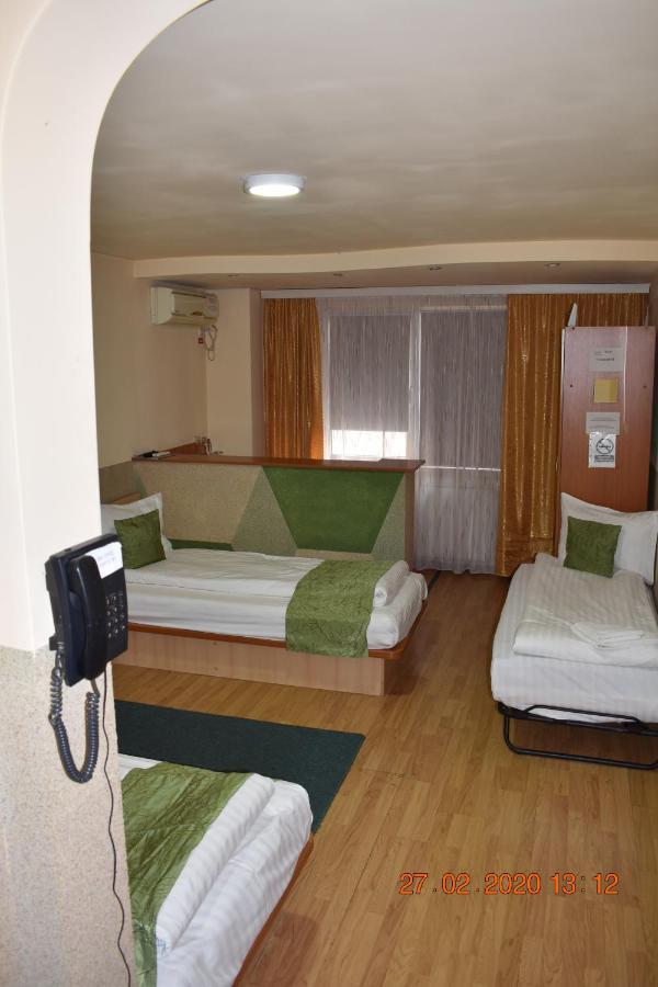 Hotel Zimbru Kluž Exteriér fotografie